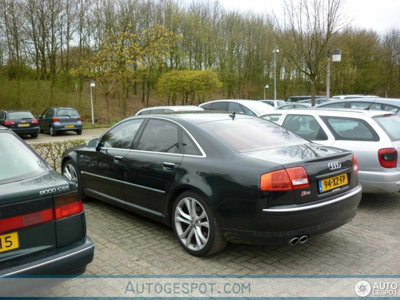 Audi S8 D3