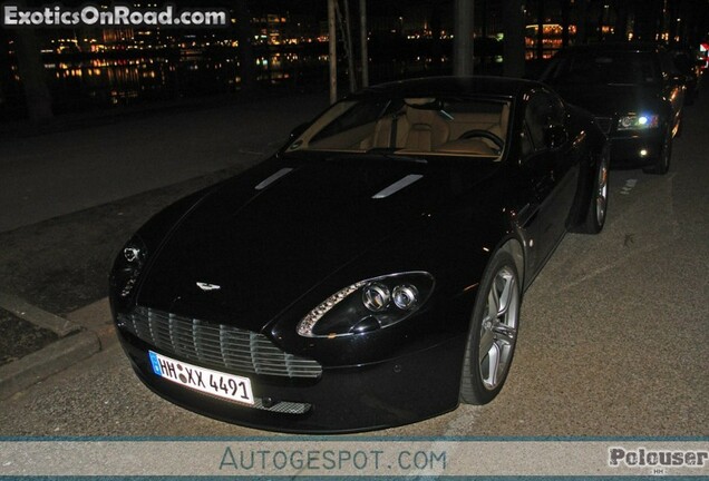 Aston Martin V8 Vantage