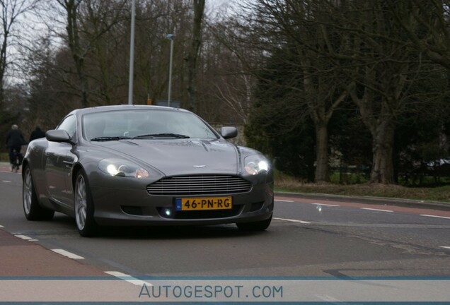 Aston Martin DB9