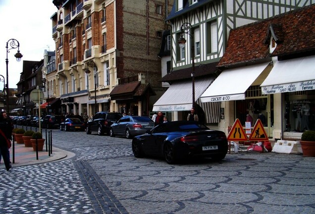 Aston Martin V8 Vantage Roadster