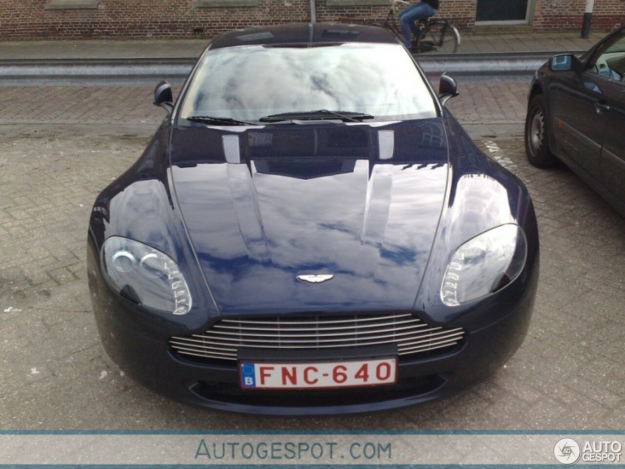 Aston Martin V8 Vantage