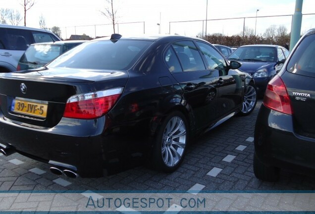 BMW M5 E60 2005