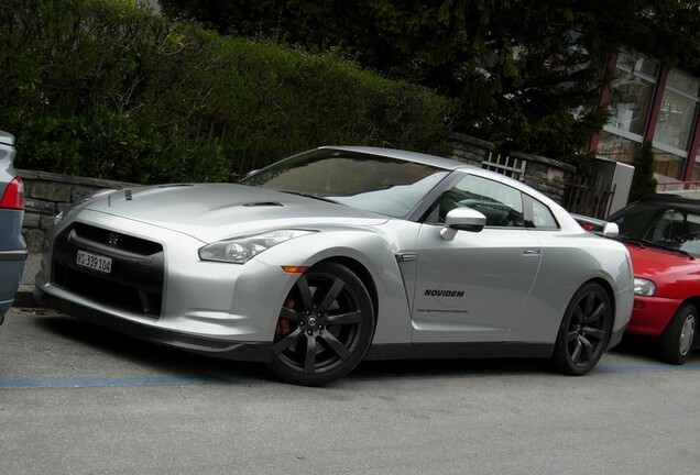 Nissan GT-R