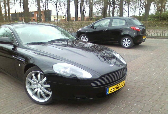 Aston Martin DB9