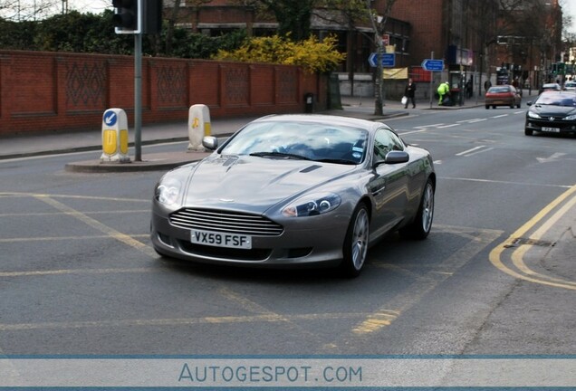 Aston Martin DB9