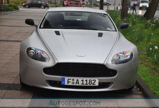 Aston Martin V8 Vantage