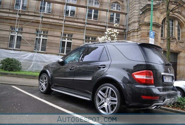 Mercedes-Benz ML 63 AMG W164 2009