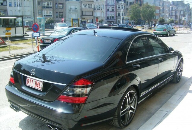 Mercedes-Benz S 63 AMG W221