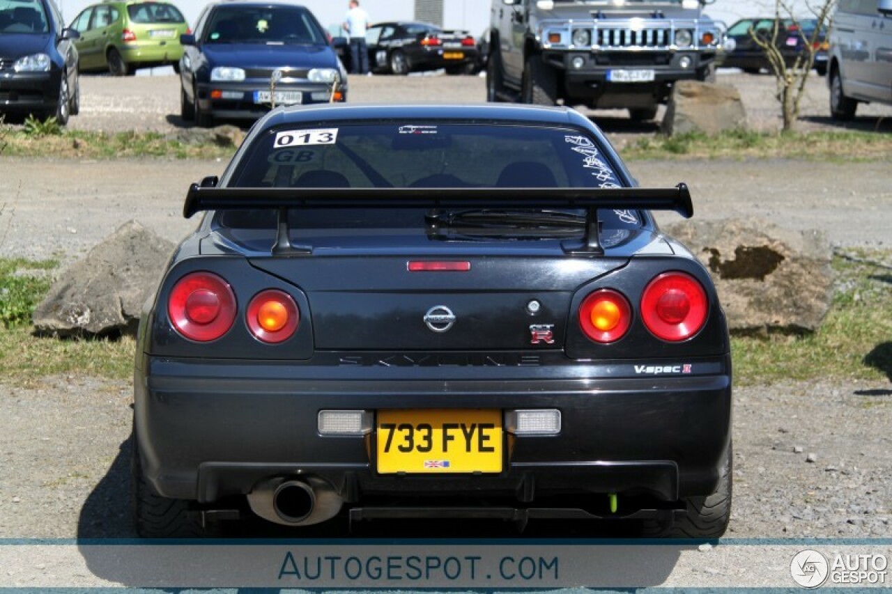 Nissan Skyline R34 GT-R V-Spec II