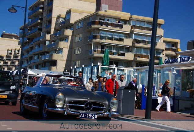 Mercedes-Benz 300SL Roadster