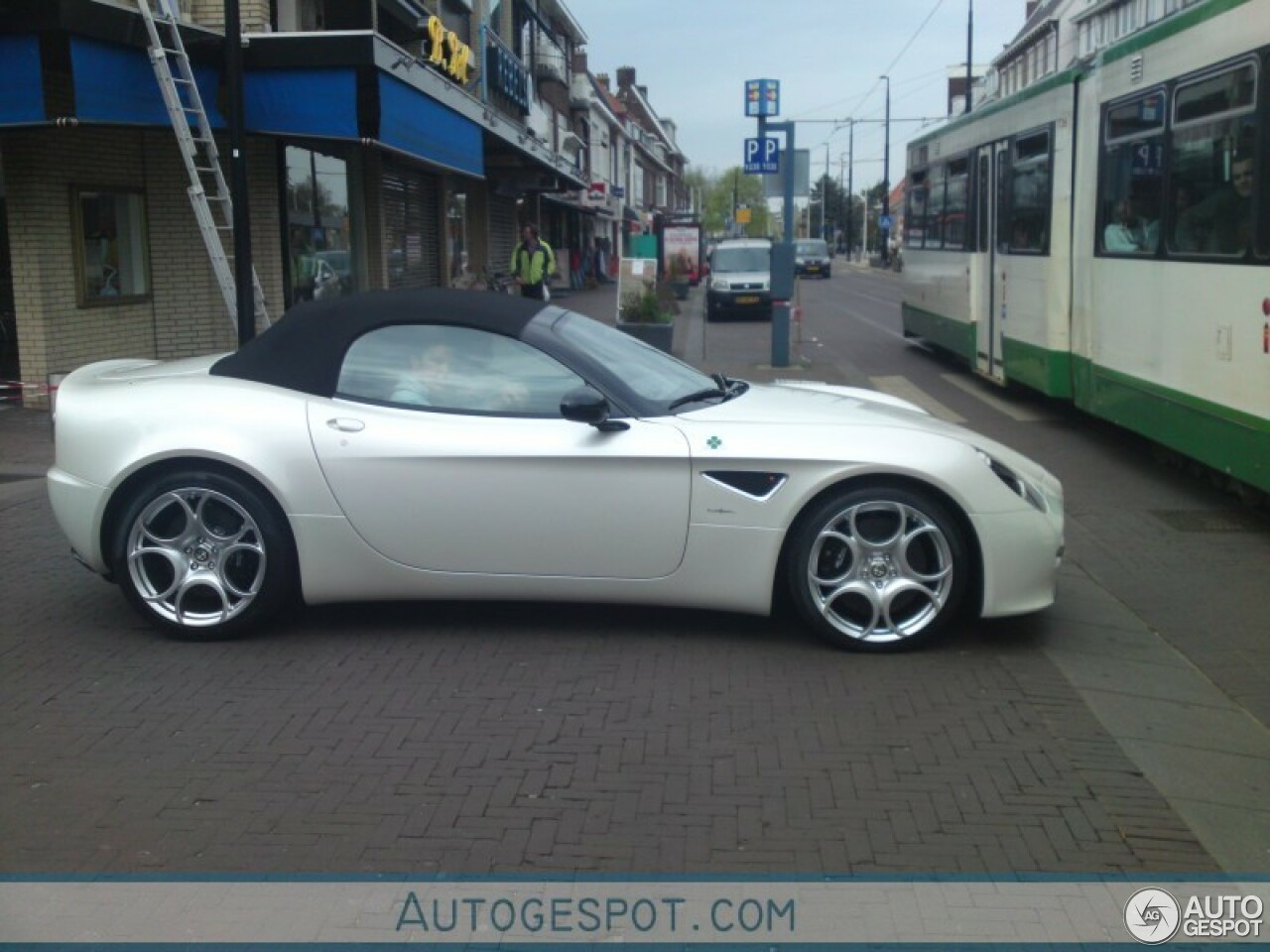 Alfa Romeo 8C Spider