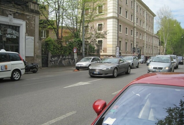 Aston Martin DB9