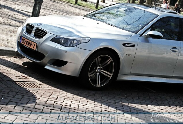 BMW M5 E60 2005