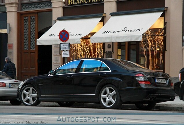 Mercedes-Benz S 63 AMG W221