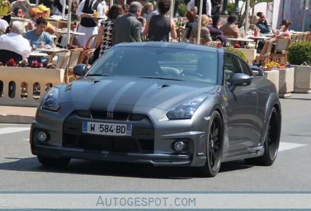 Nissan GT-R WALD Sports Line Black Bison Edition