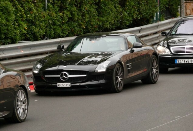 Mercedes-Benz SLS AMG