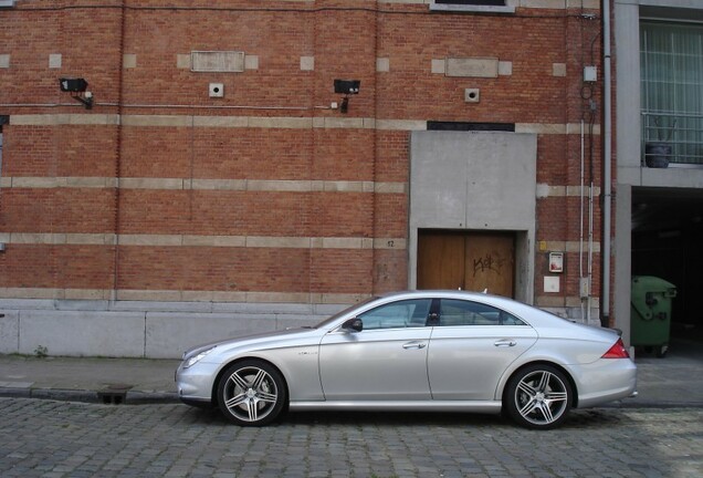 Mercedes-Benz CLS 63 AMG C219 2008