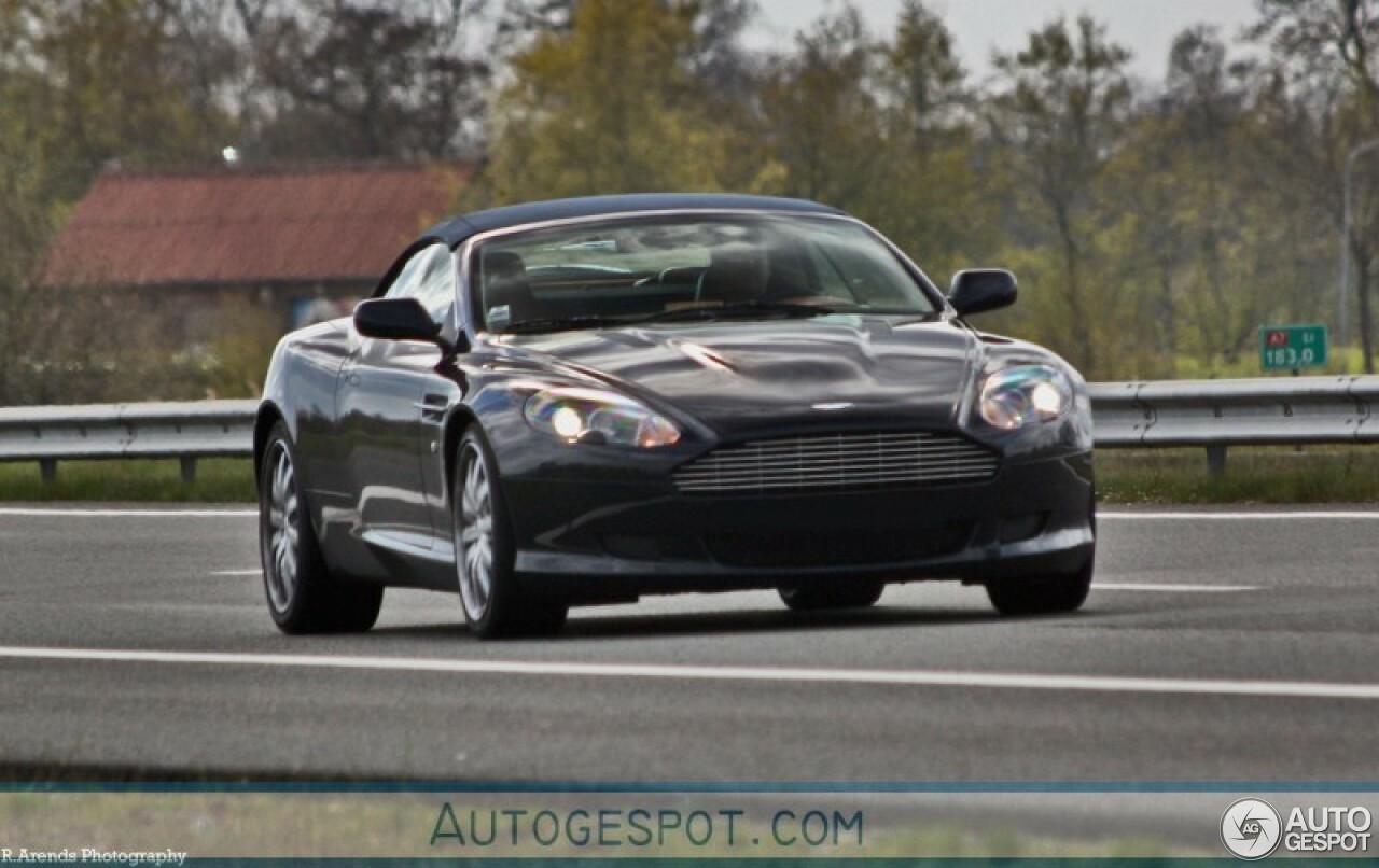 Aston Martin DB9 Volante