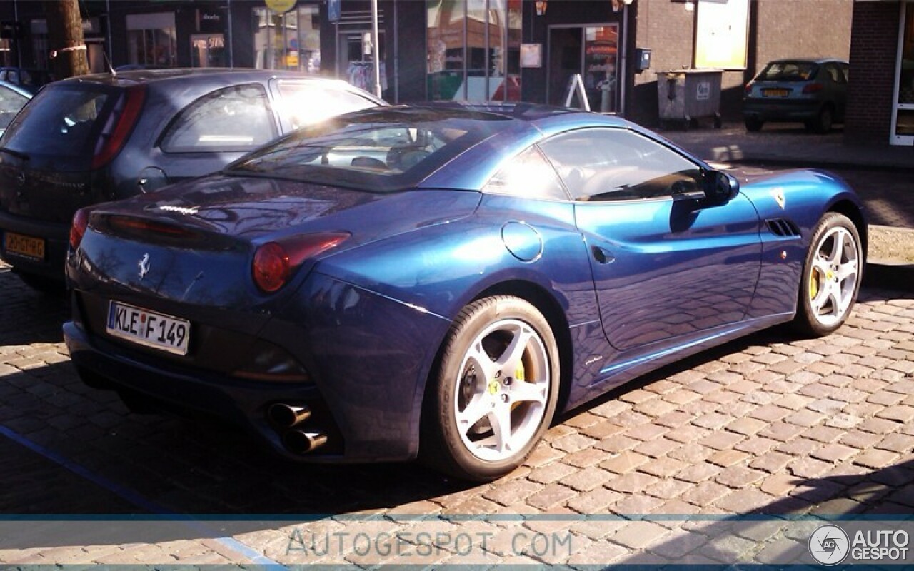 Ferrari California