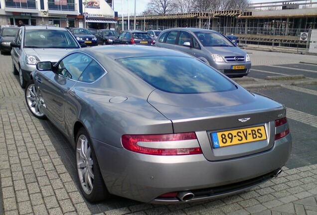 Aston Martin DB9