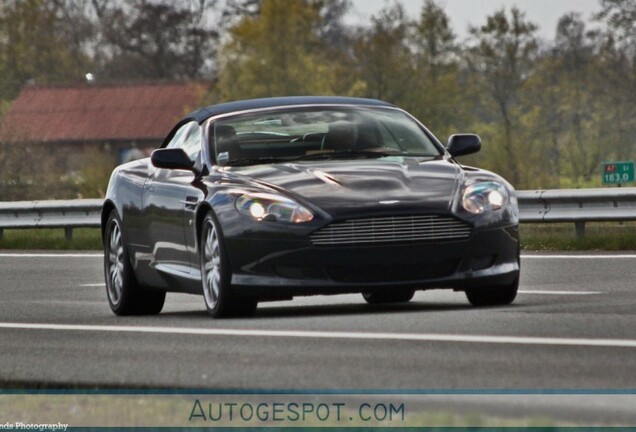 Aston Martin DB9 Volante