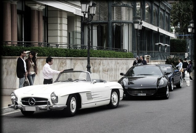 Mercedes-Benz 300SL Roadster