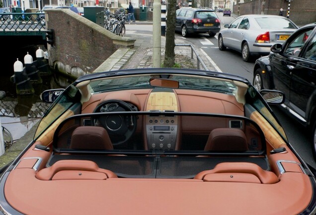 Aston Martin DB9 Volante