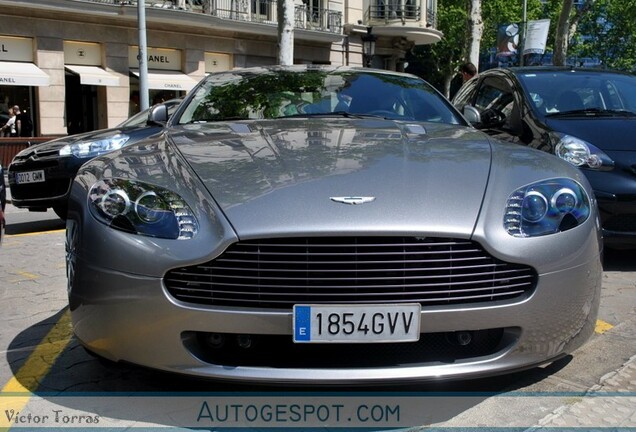 Aston Martin V8 Vantage