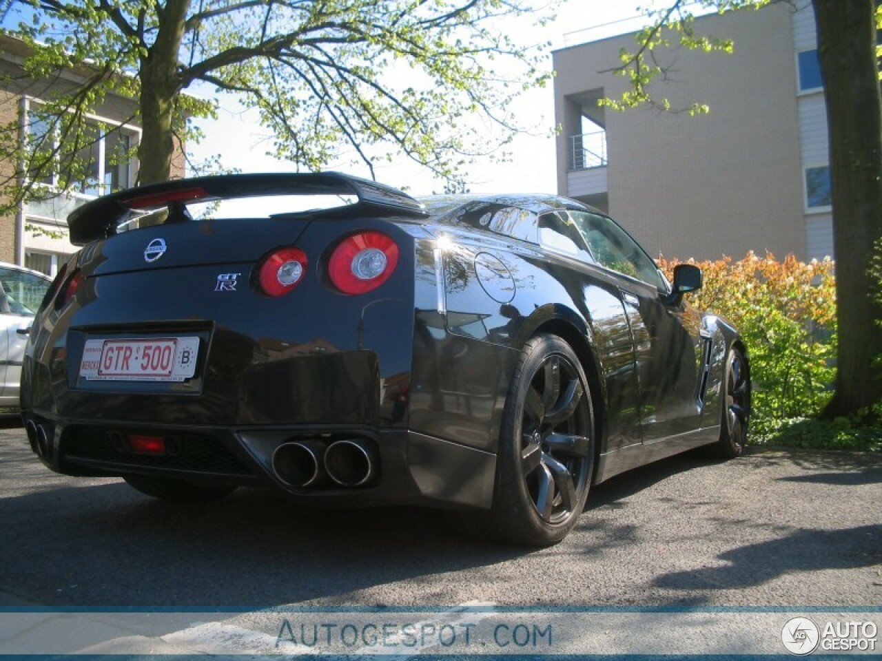 Nissan GT-R