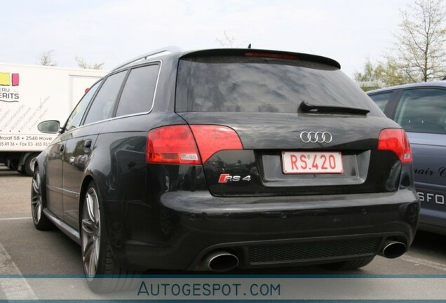 Audi RS4 Avant B7