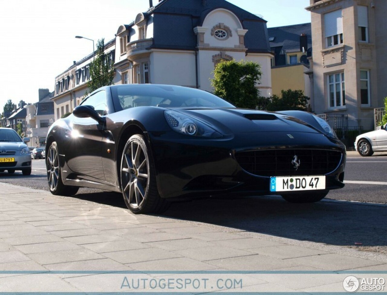 Ferrari California