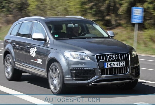 Audi Q7 V12 TDI