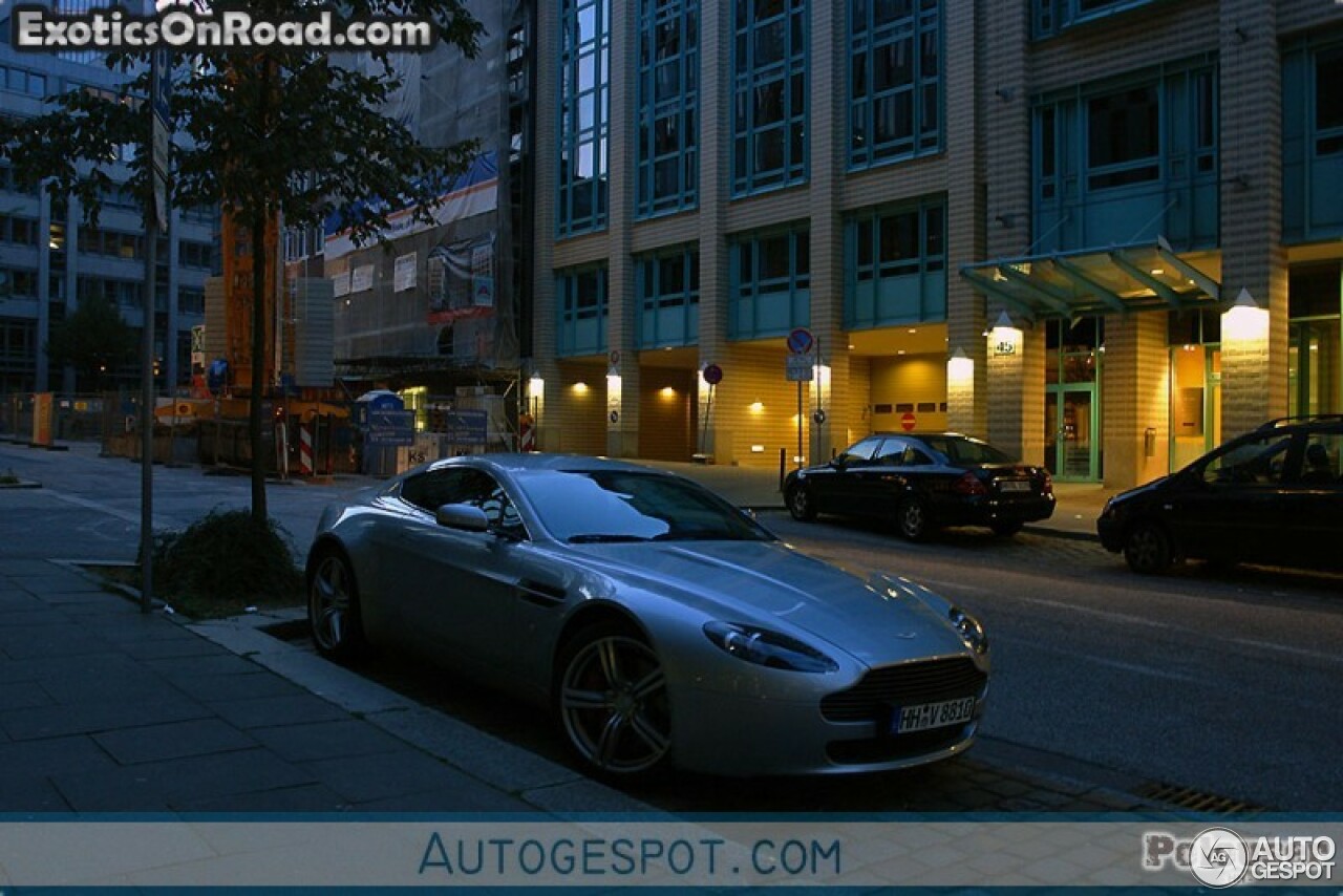 Aston Martin V8 Vantage