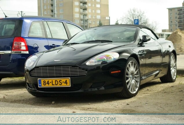 Aston Martin DB9 Volante