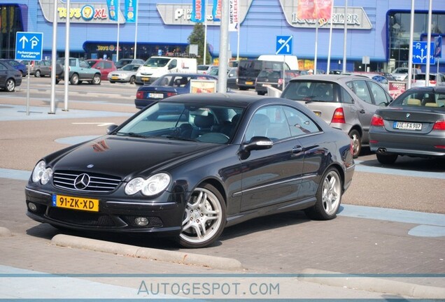 Mercedes-Benz CLK 55 AMG