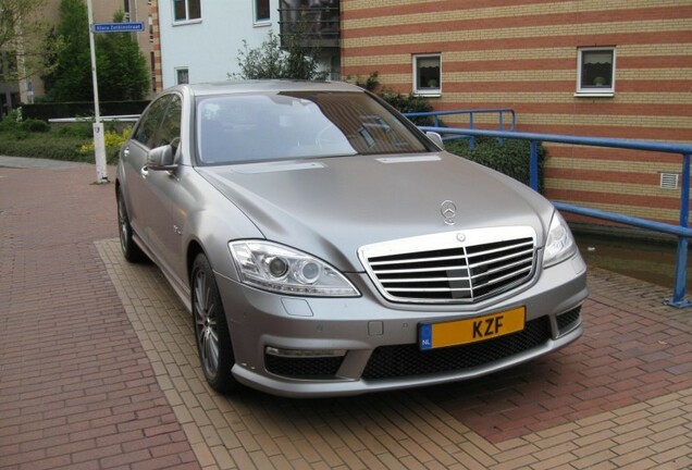 Mercedes-Benz S 63 AMG W221 2010