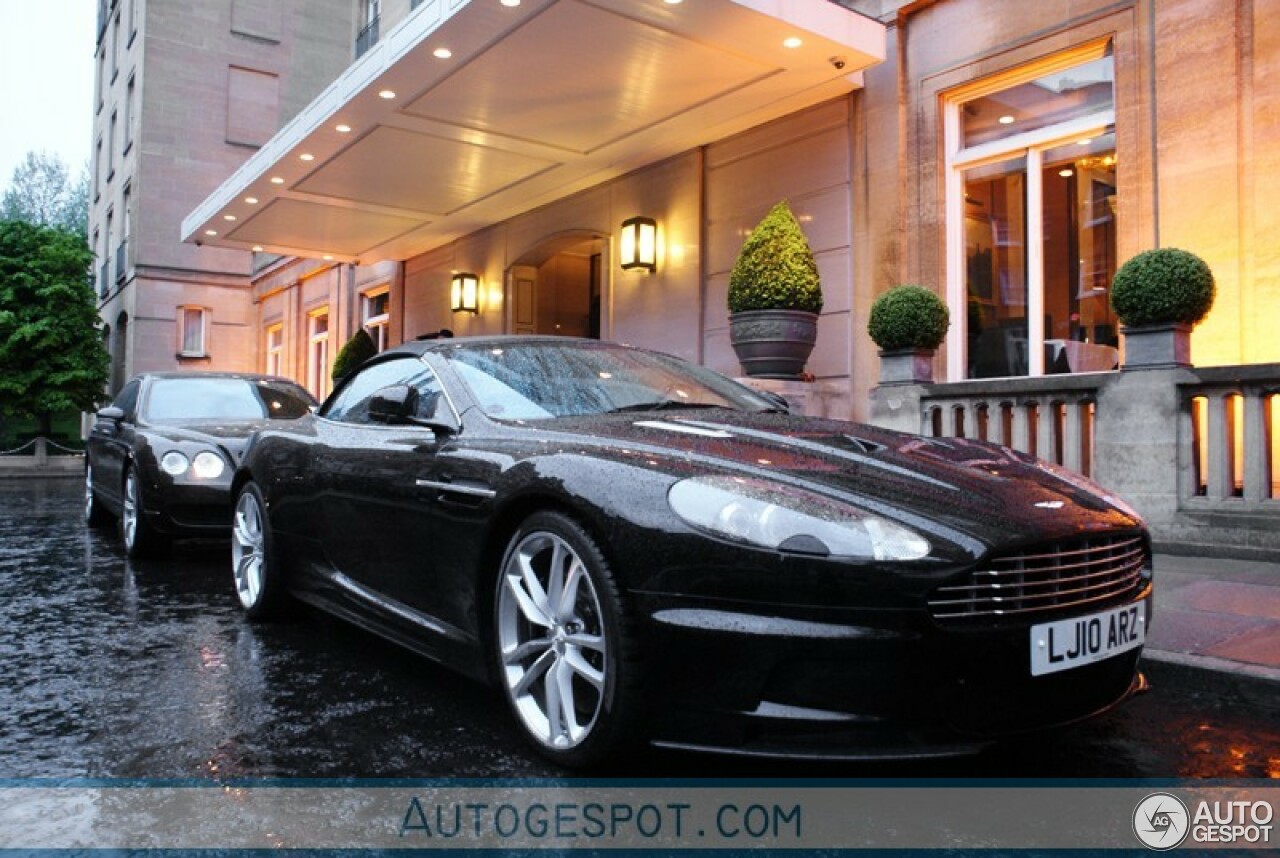 Aston Martin DBS Volante