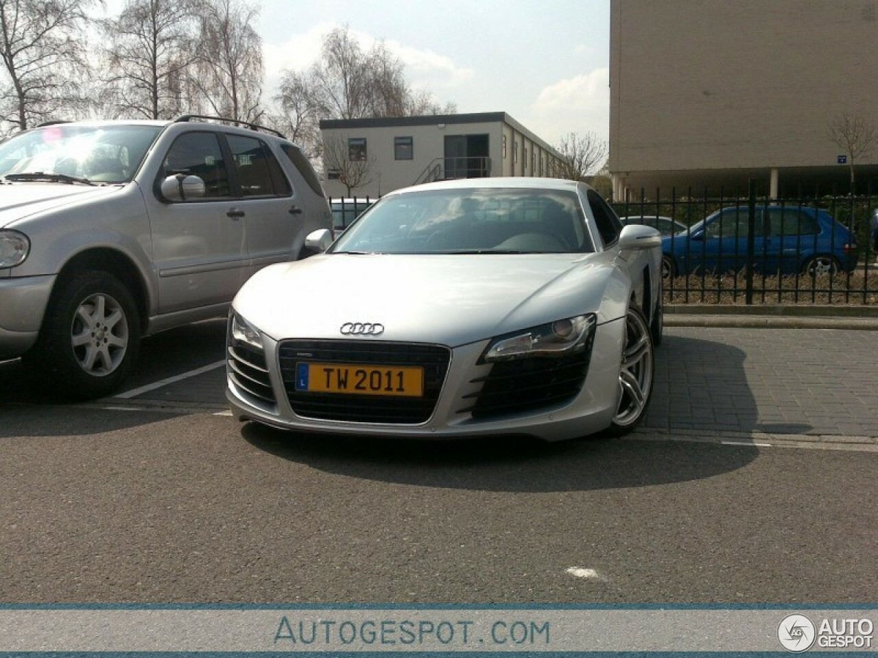 Audi R8