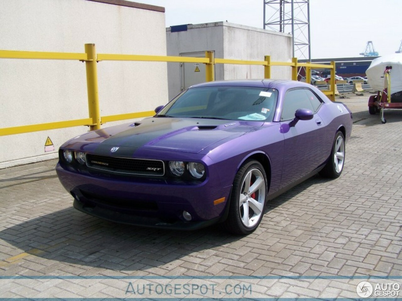 Dodge Challenger SRT-8 Plum Crazy Limited Edition