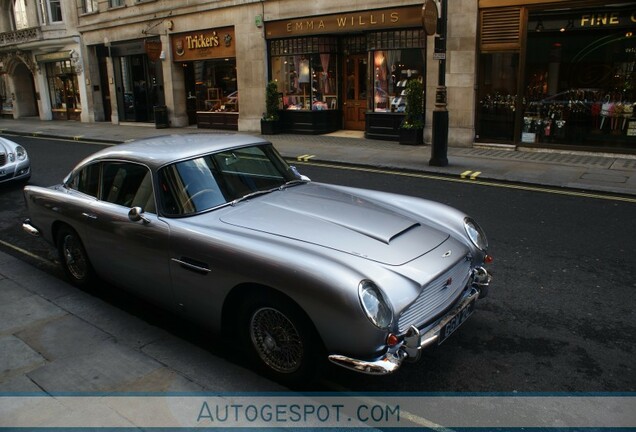 Aston Martin DB5