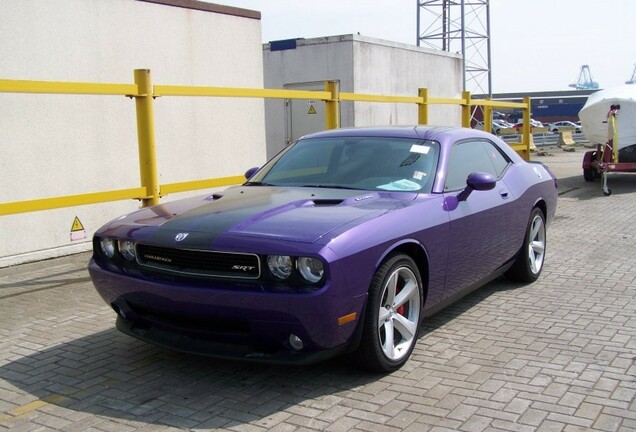 Dodge Challenger SRT-8 Plum Crazy Limited Edition