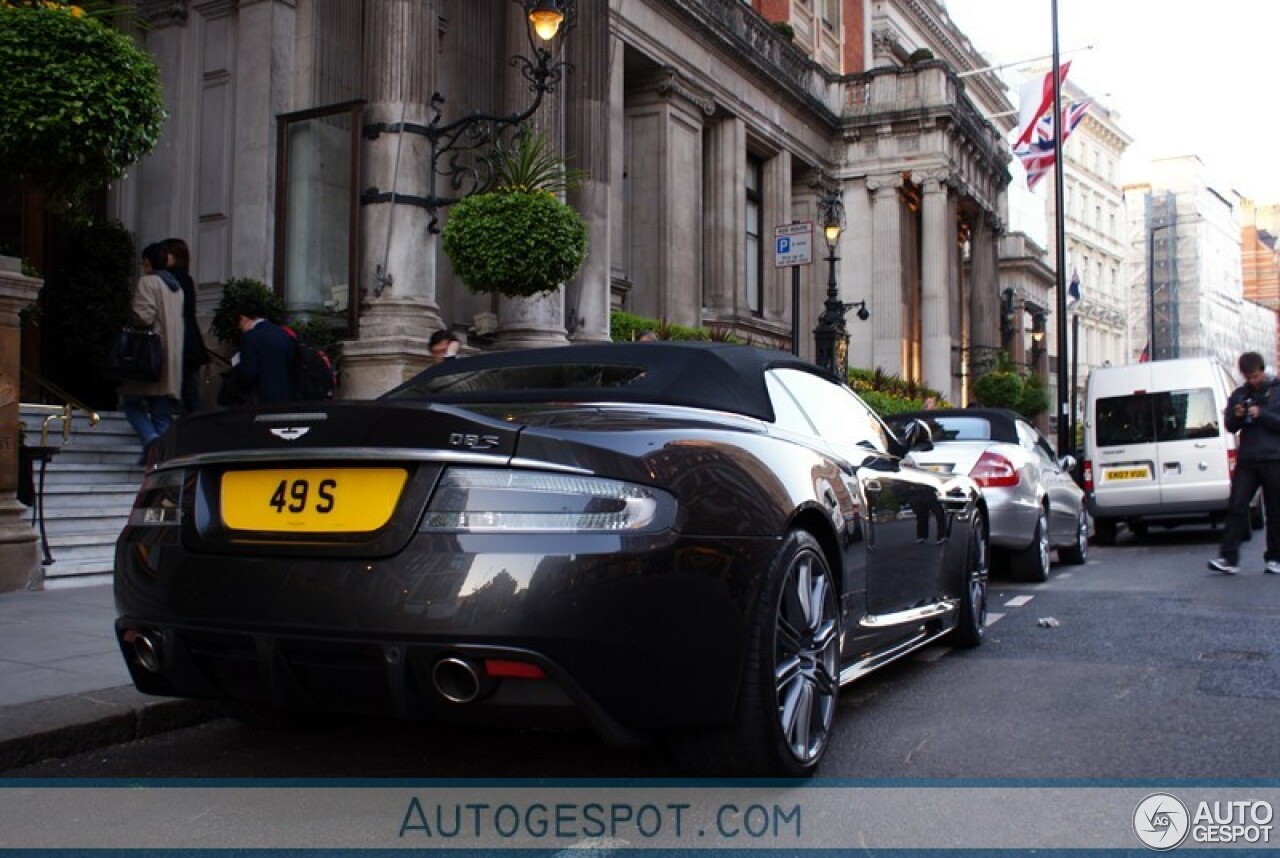 Aston Martin DBS Volante