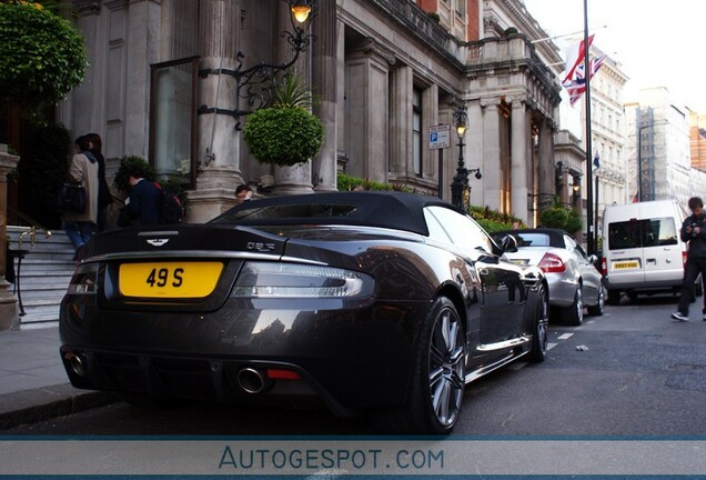 Aston Martin DBS Volante