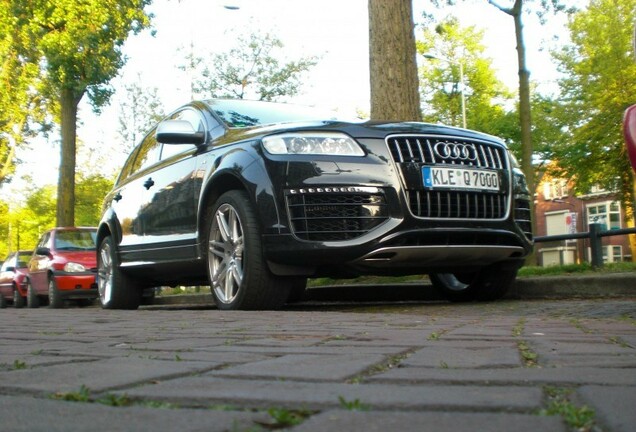 Audi Q7 V12 TDI