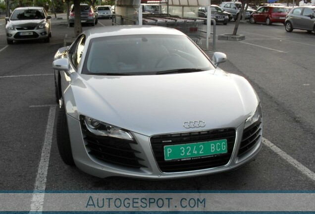 Audi R8