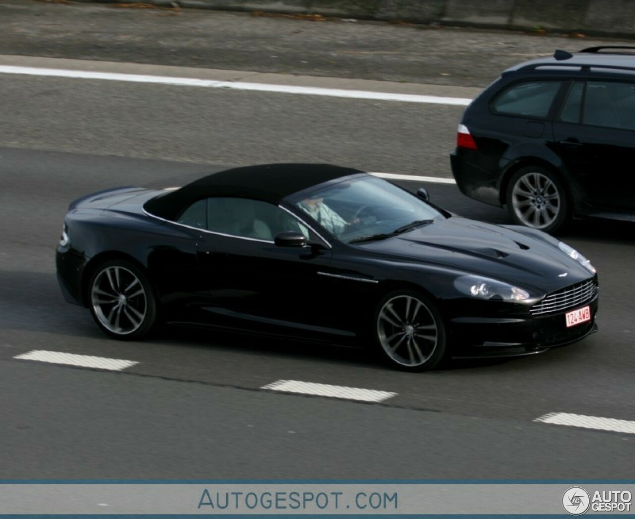 Aston Martin DBS Volante