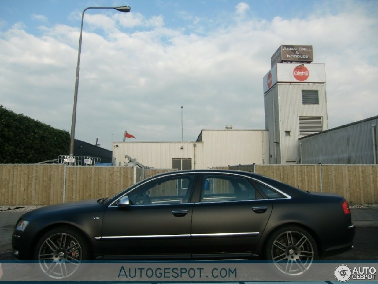 Audi S8 D3