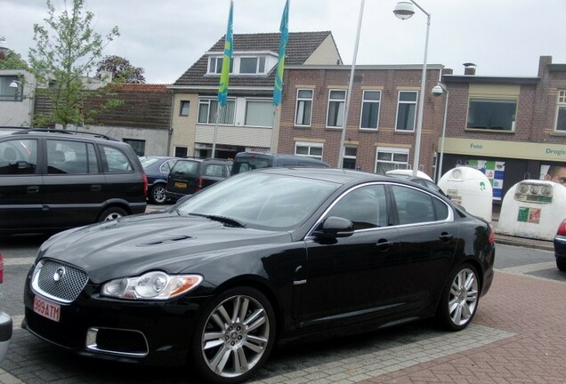 Jaguar XFR