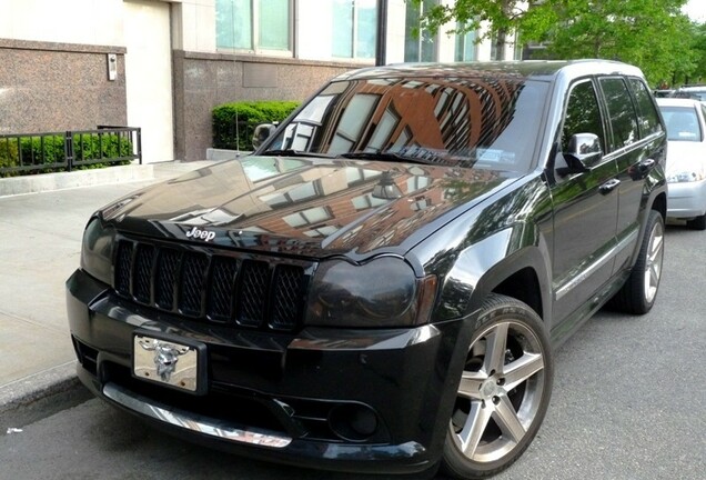 Jeep Grand Cherokee SRT-8 2005