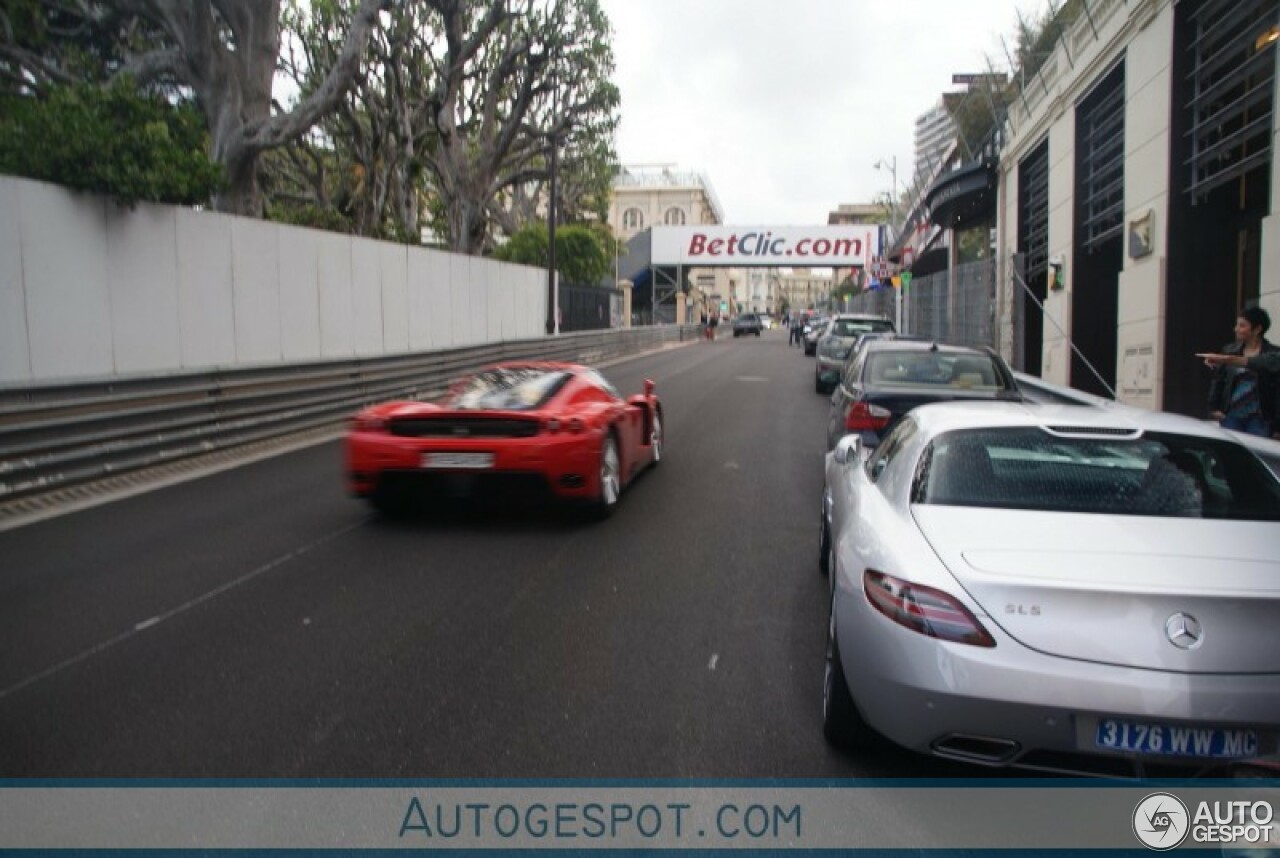 Mercedes-Benz SLS AMG